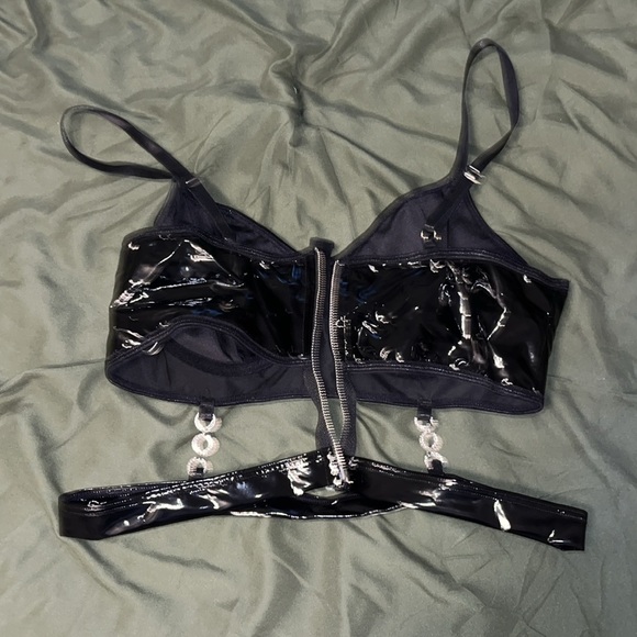 Leather crop top - Picture 4 of 4